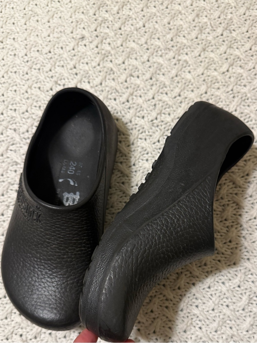 Birkenstock Womens 6 Men’s 4 Black Slip-On EVA Clogs - Picture 3 of 9